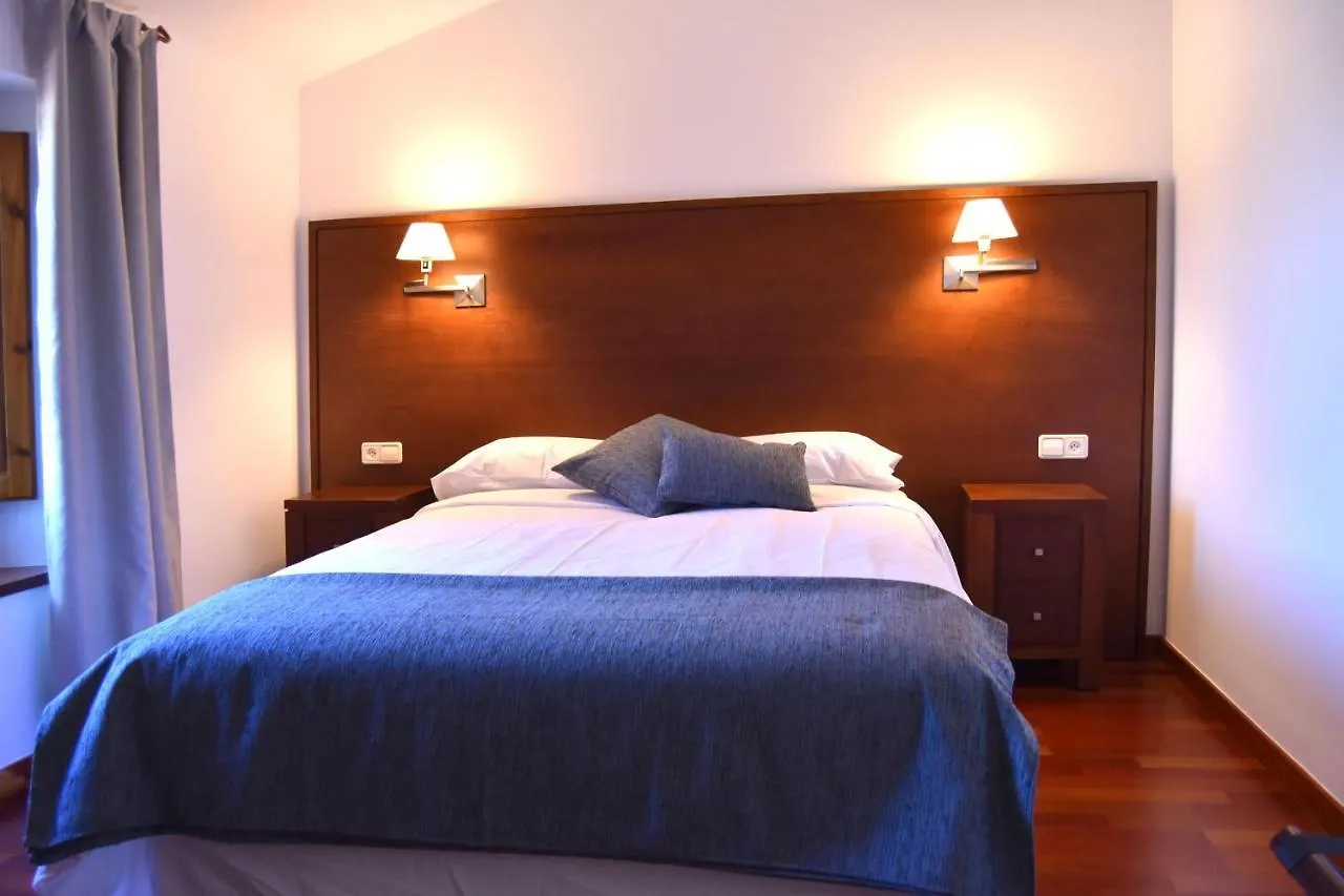 Hotel Restaurant Mas Ros Касса-де-ла-Сельва