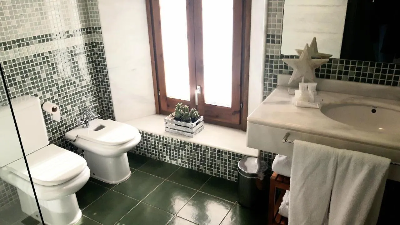Hotel Restaurant Mas Ros Касса-де-ла-Сельва 3*,
